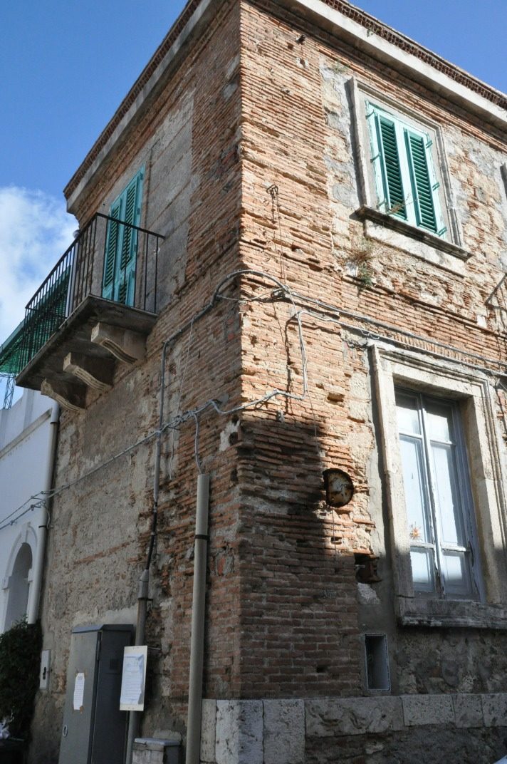 4-Ettore Castronovo's Home.JPG